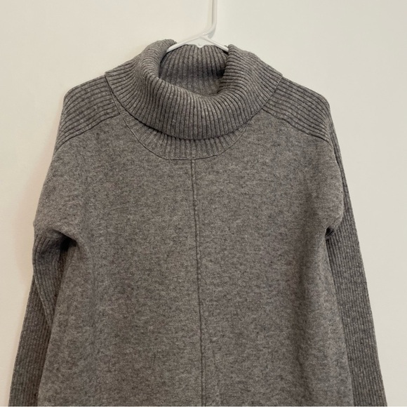 CABLE & GAUGE Cowl Neck Sweater Gray Flecked Speckled Hi-Lo Hem Tunic Sweater L - Picture 5 of 14